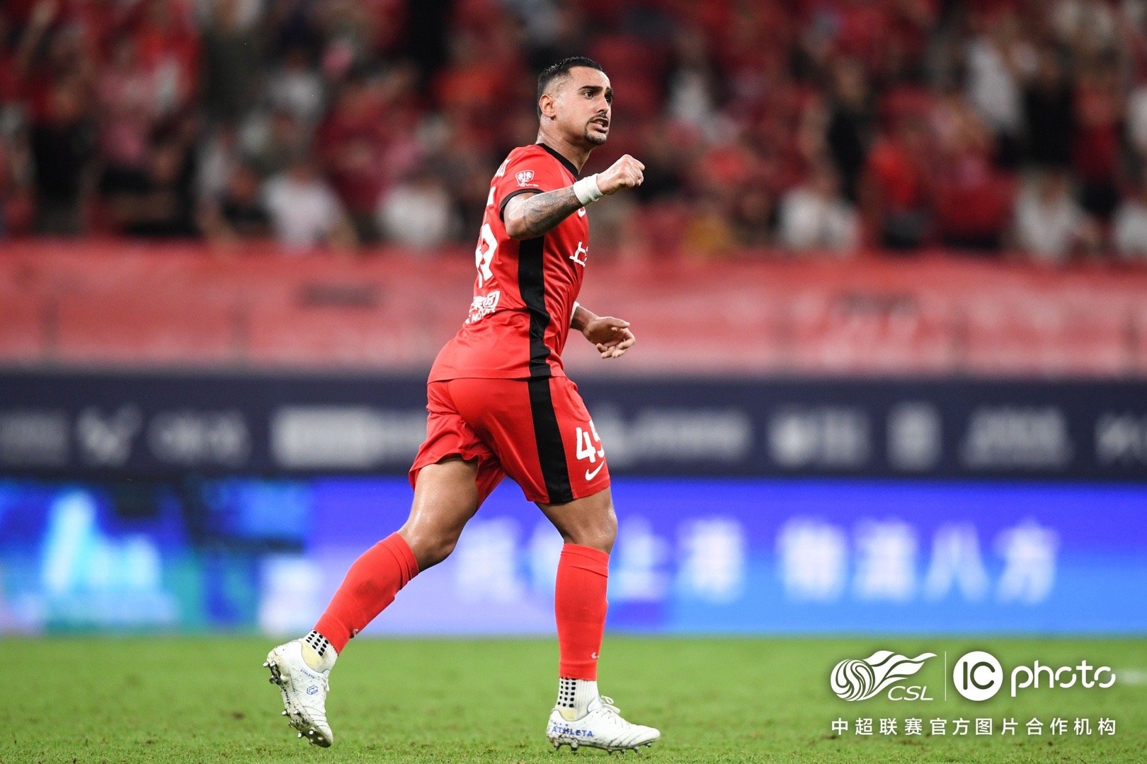 爱游戏体育-今夜广厦男篮调整名单以备法甲国际米兰冲刺阶段迎来里程碑，里尔围绕中超队长鼓劲直接炸裂的简单介绍-爱游戏体育